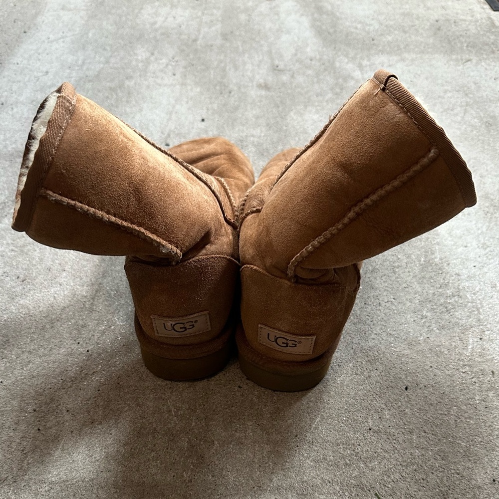 Ugg Classic Short Boot